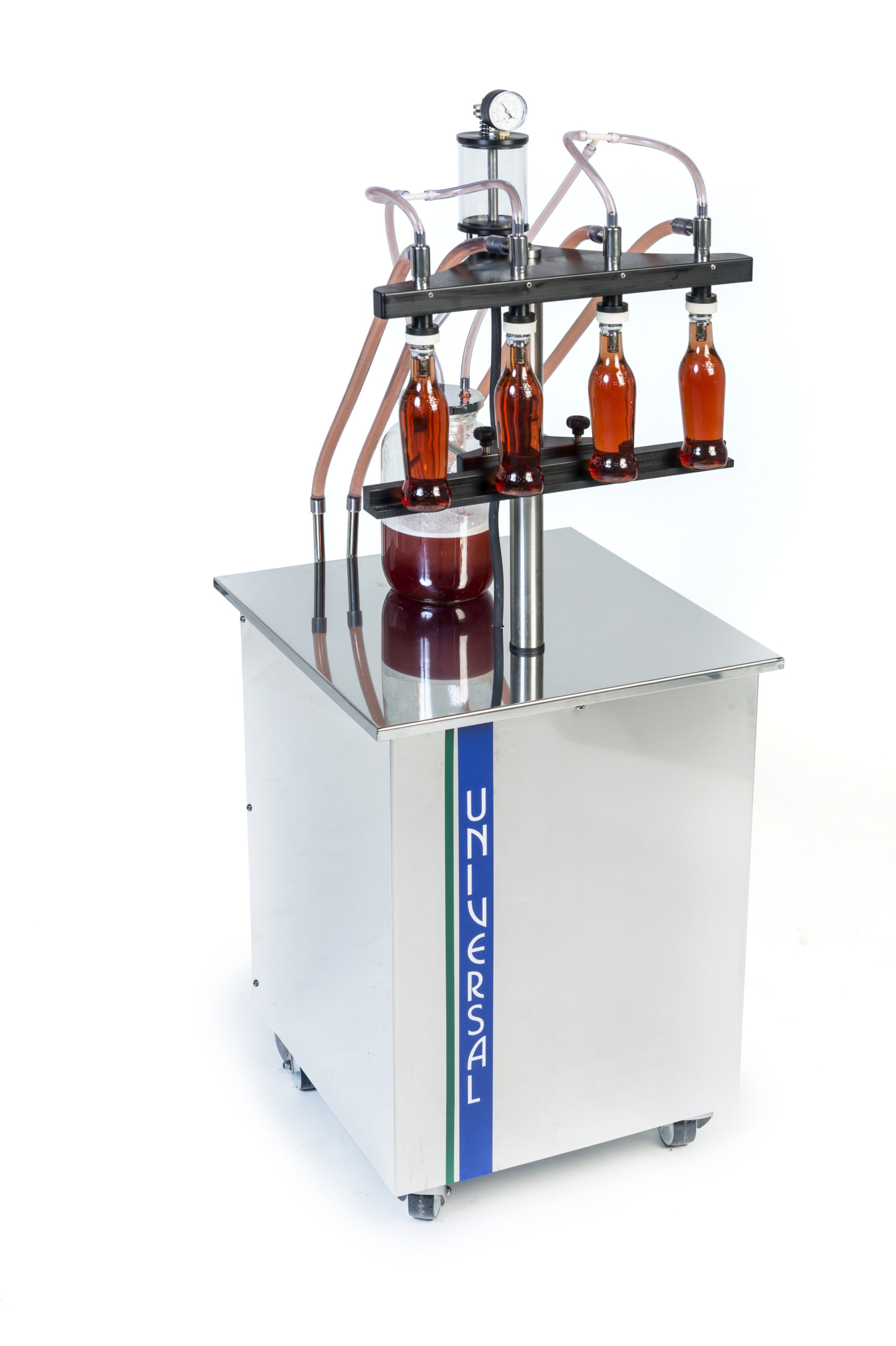 Easifill - liquid filling machine from Universal Filling Machine Co.